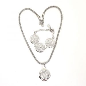 Blommor på meshlänk, stål